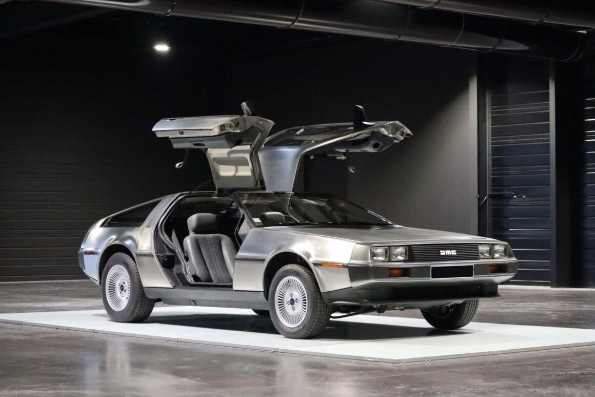 DeLorean AMC